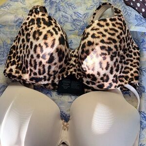 Soma Leopard Print and Cream Bras